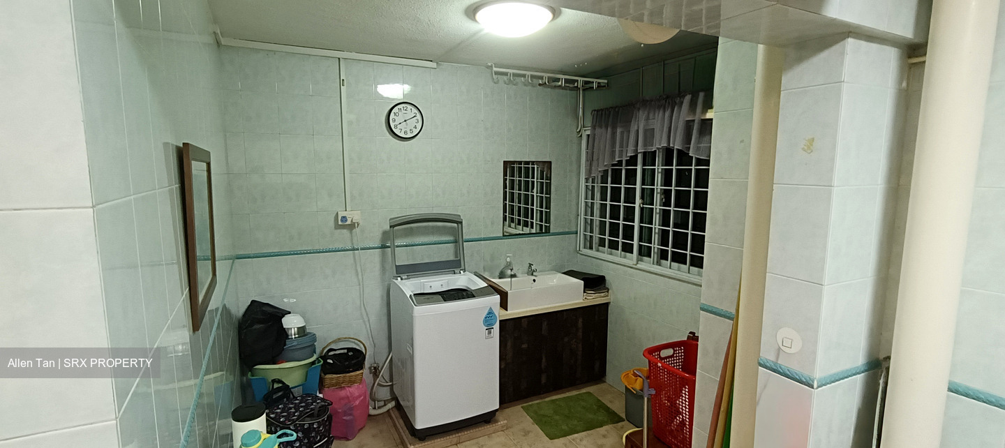 Blk 137 Bishan Green (Bishan), HDB Executive #482388901